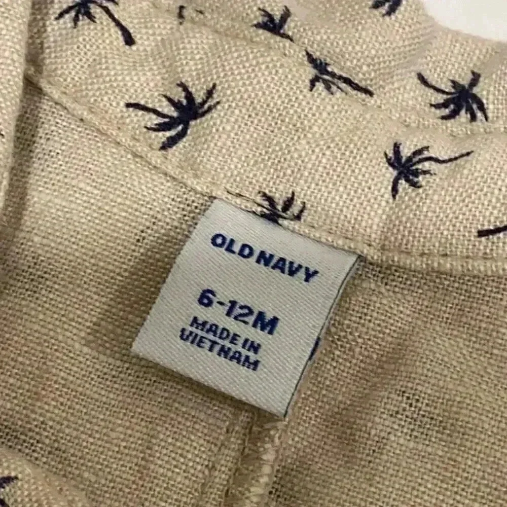Old Navy jumper